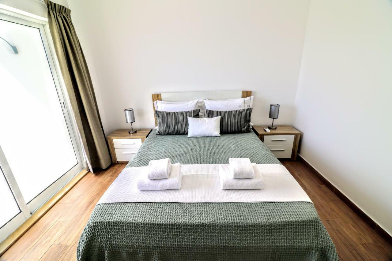 By The Sea - Sea View Torres Apartment Portimao Bagian luar foto